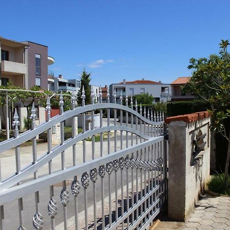 Apartments Katarina Vinkuran Bagian luar foto